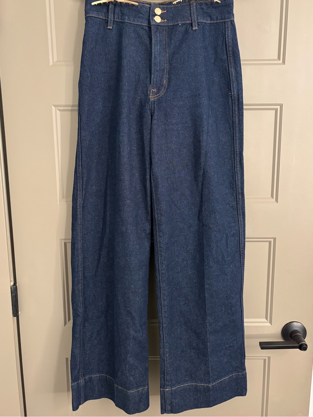 H&M | High Rise | Wide Leg | Dark Wash | Denim Jeans | Gold Buttons